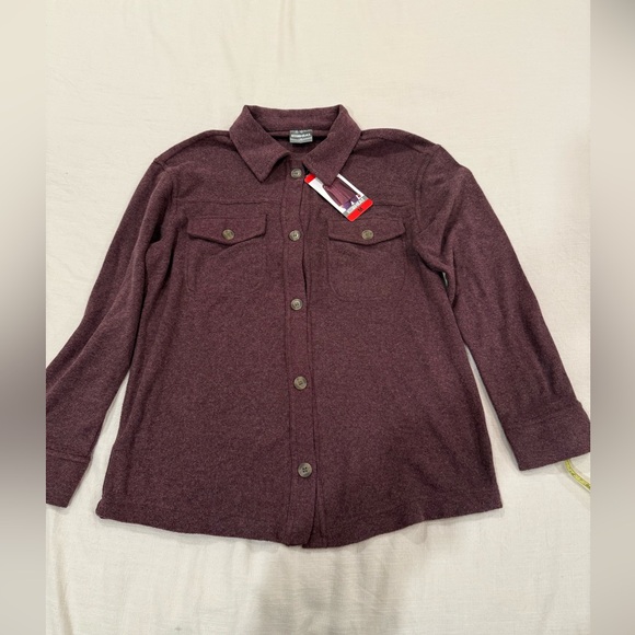 32 Degrees Tops - 32 Degrees Women's Button Down Shirt - Burgundy